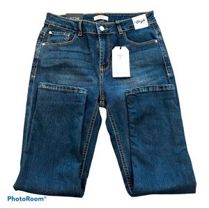 Kenzie Jeans High Rise Skinny Crop Size 6/28 NWT